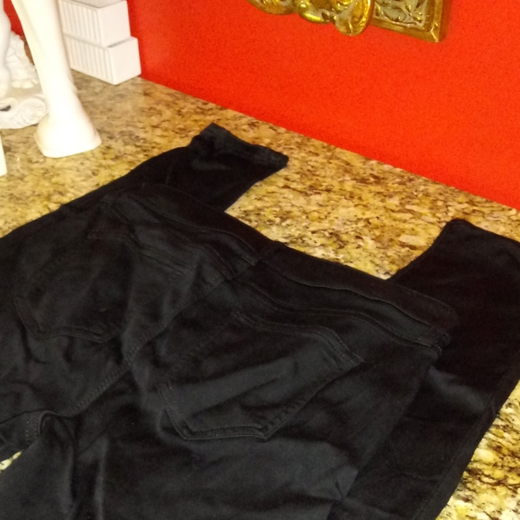 0107 Celebrity Pink Mid Rise Skinny Jeans - Picture 4 of 6